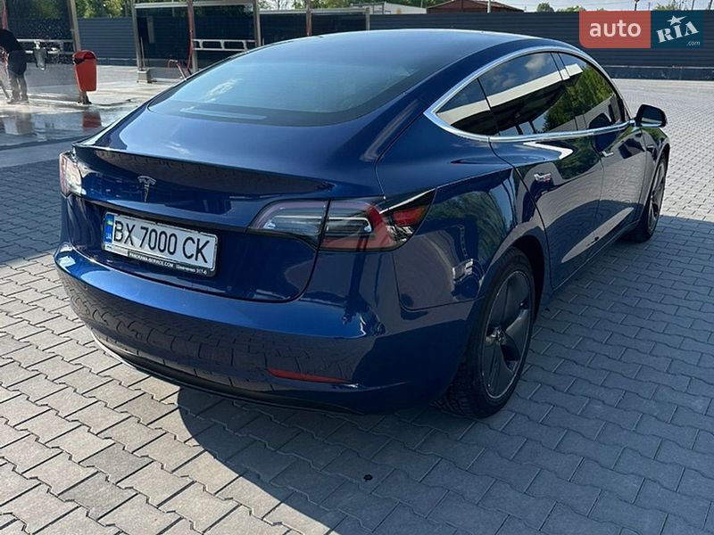 Седан Tesla Model 3 2018 в Каменец-Подольском