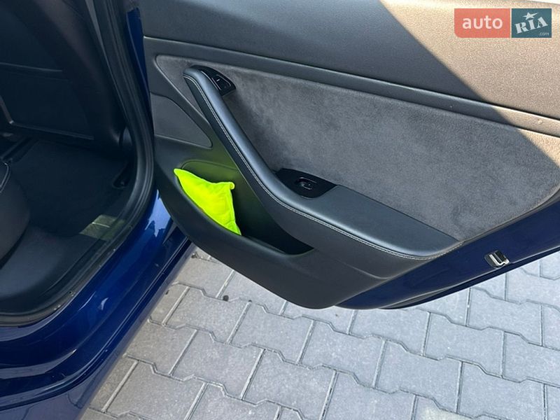 Седан Tesla Model 3 2018 в Каменец-Подольском