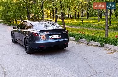 Седан Tesla Model 3 2021 в Запоріжжі