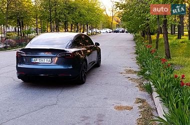 Седан Tesla Model 3 2021 в Запоріжжі