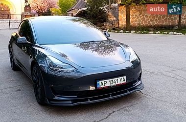 Седан Tesla Model 3 2021 в Запоріжжі
