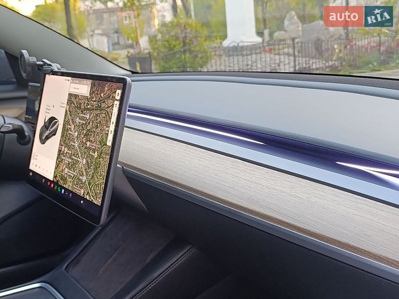 Седан Tesla Model 3 2021 в Запоріжжі