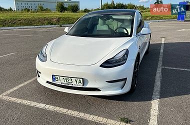 Седан Tesla Model 3 2020 в Запорожье