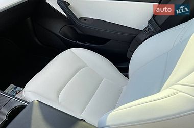 Седан Tesla Model 3 2020 в Запорожье