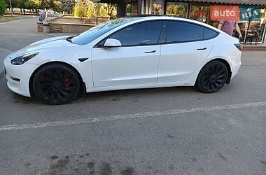 Седан Tesla Model 3 2022 в Кривому Розі