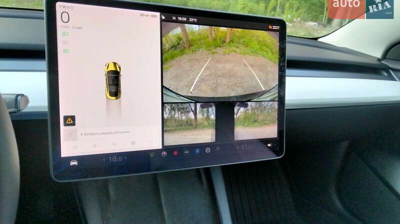 Седан Tesla Model 3 2021 в Полтаве