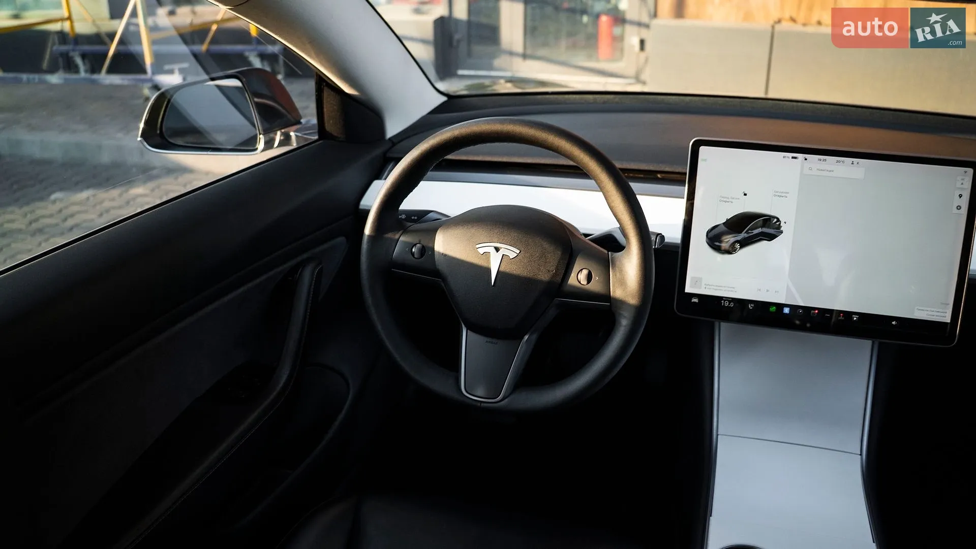 2018 Tesla Model 3 - мініатюра 20