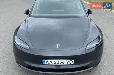 Седан Tesla Model 3 2025 в Києві