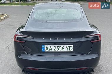 Седан Tesla Model 3 2025 в Києві