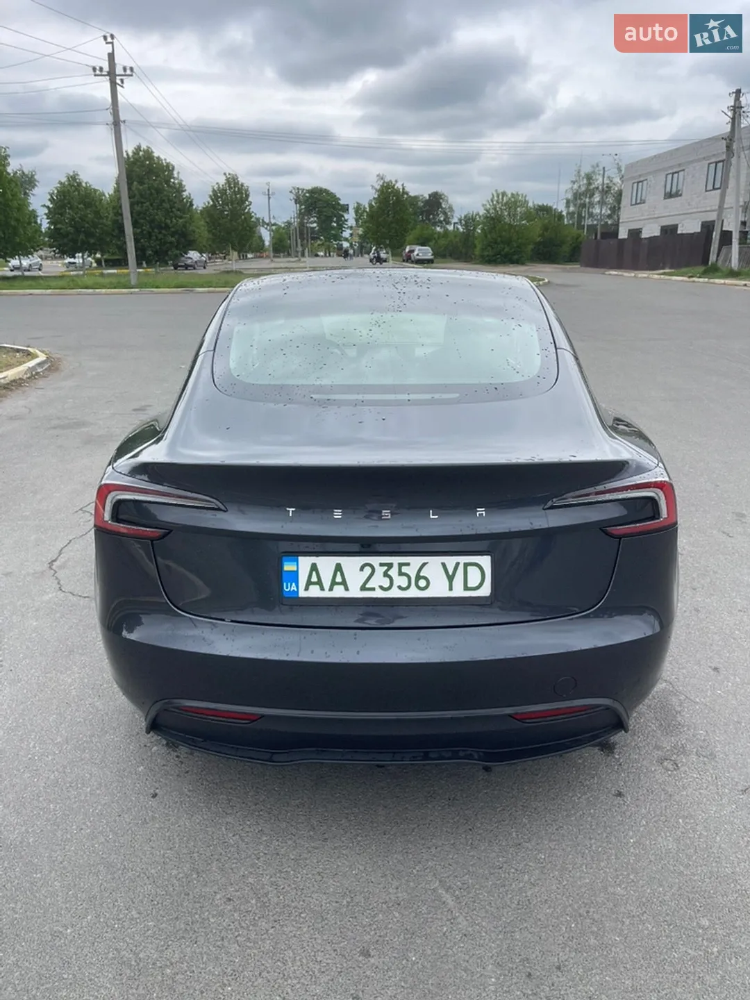 2025 Tesla Model 3 - мініатюра 8