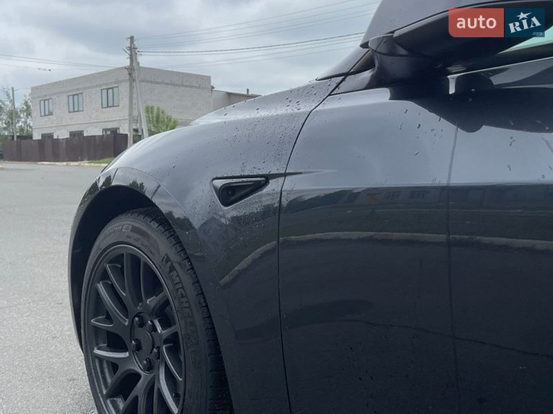Седан Tesla Model 3 2025 в Києві