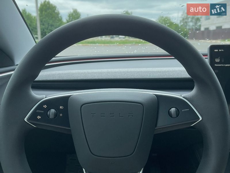 Седан Tesla Model 3 2025 в Києві