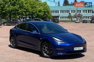 Седан Tesla Model 3 2019 в Киеве фото 3 Седан Tesla Model 3 2019 в Киеве