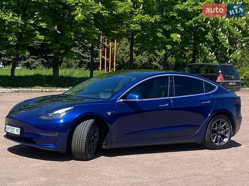 Седан Tesla Model 3 2019 в Киеве фото 6 Седан Tesla Model 3 2019 в Киеве