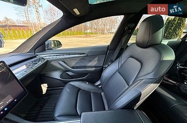 Седан Tesla Model 3 2023 в Харкові