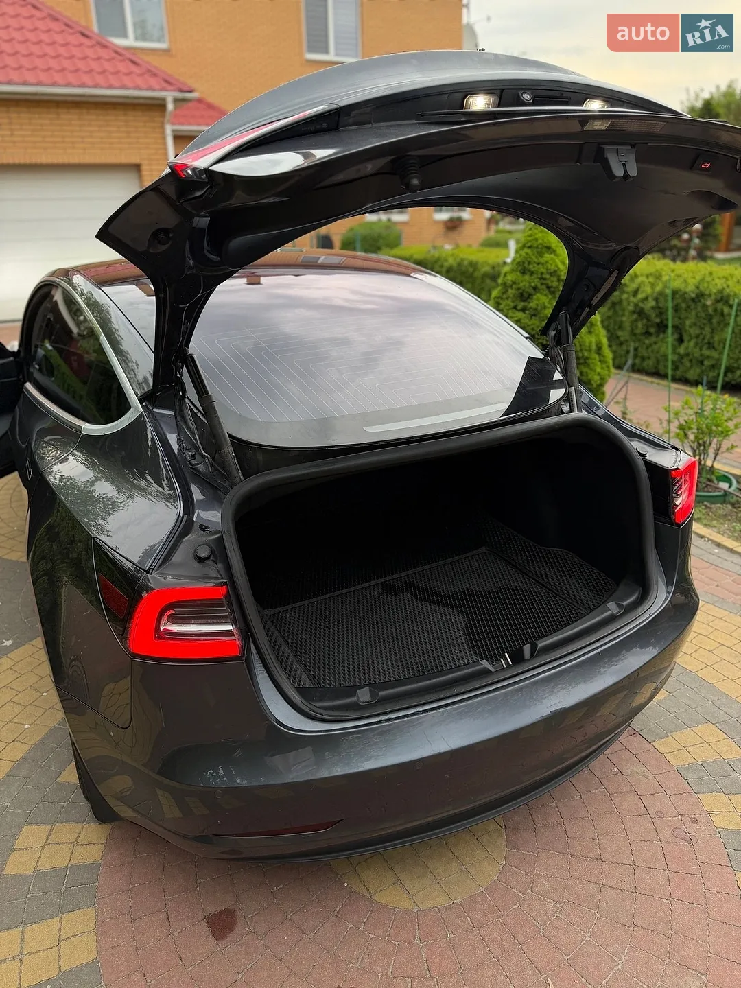 2018 Tesla Model 3 - мініатюра 20