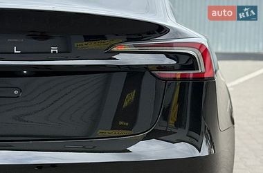 Седан Tesla Model 3 2025 в Луцьку