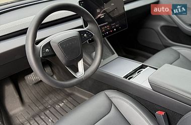 Седан Tesla Model 3 2025 в Луцьку