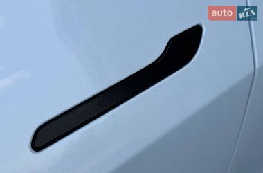Седан Tesla Model 3 2022 в Кривому Розі