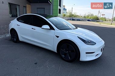 Седан Tesla Model 3 2022 в Кривому Розі