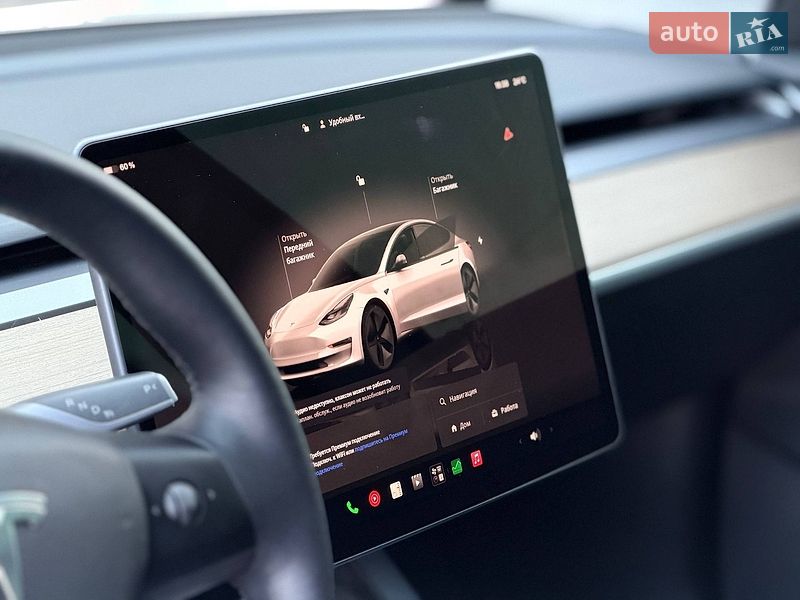 Седан Tesla Model 3 2022 в Кривому Розі