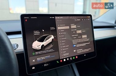 Седан Tesla Model 3 2022 в Кривому Розі