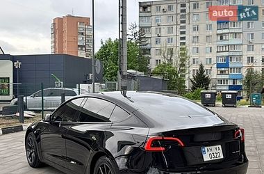Седан Tesla Model 3 2018 в Харькове
