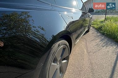 Седан Tesla Model 3 2022 в Кривом Роге