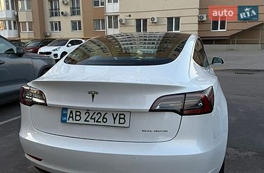 Седан Tesla Model 3 2020 в Виннице