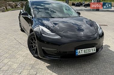 Седан Tesla Model 3 2020 в Ивано-Франковске