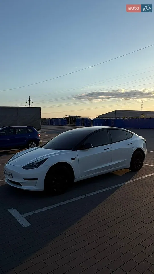 2023 Tesla Model 3 - мініатюра 24