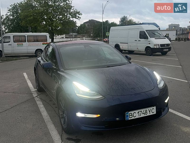 Tesla Model 3 2018