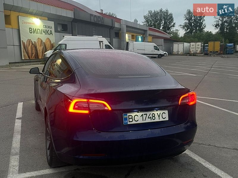 Седан Tesla Model 3 2018 в Львове фото 3 Седан Tesla Model 3 2018 в Львове