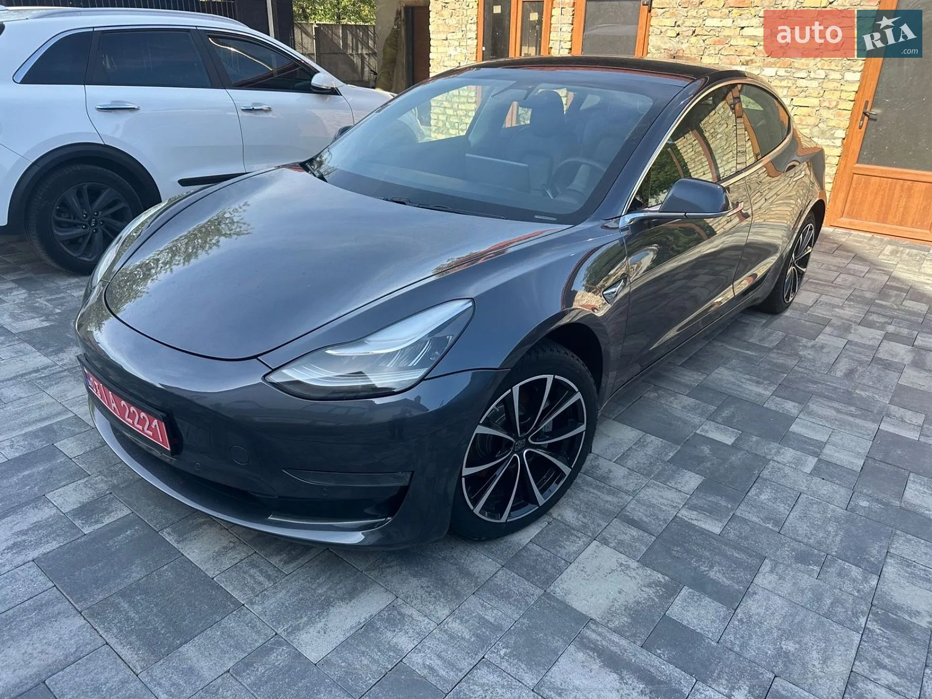 2019 Tesla Model 3 - мініатюра 2