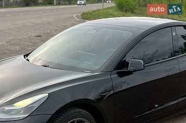 Седан Tesla Model 3 2021 в Овручі