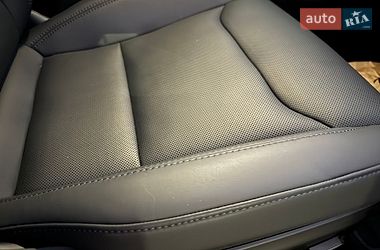Седан Tesla Model 3 2024 в Львове