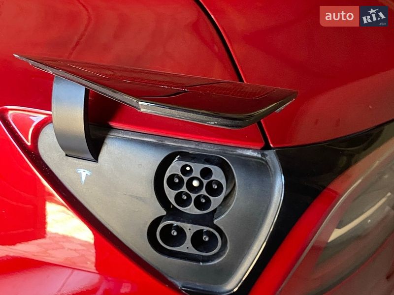Седан Tesla Model 3 2019 в Днепре