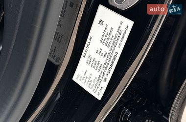 Седан Tesla Model 3 2022 в Києві