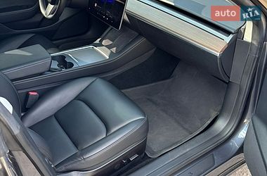 Седан Tesla Model 3 2023 в Харкові