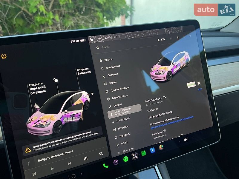 Седан Tesla Model 3 2019 в Одесі