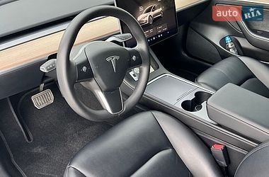 Седан Tesla Model 3 2022 в Костополе