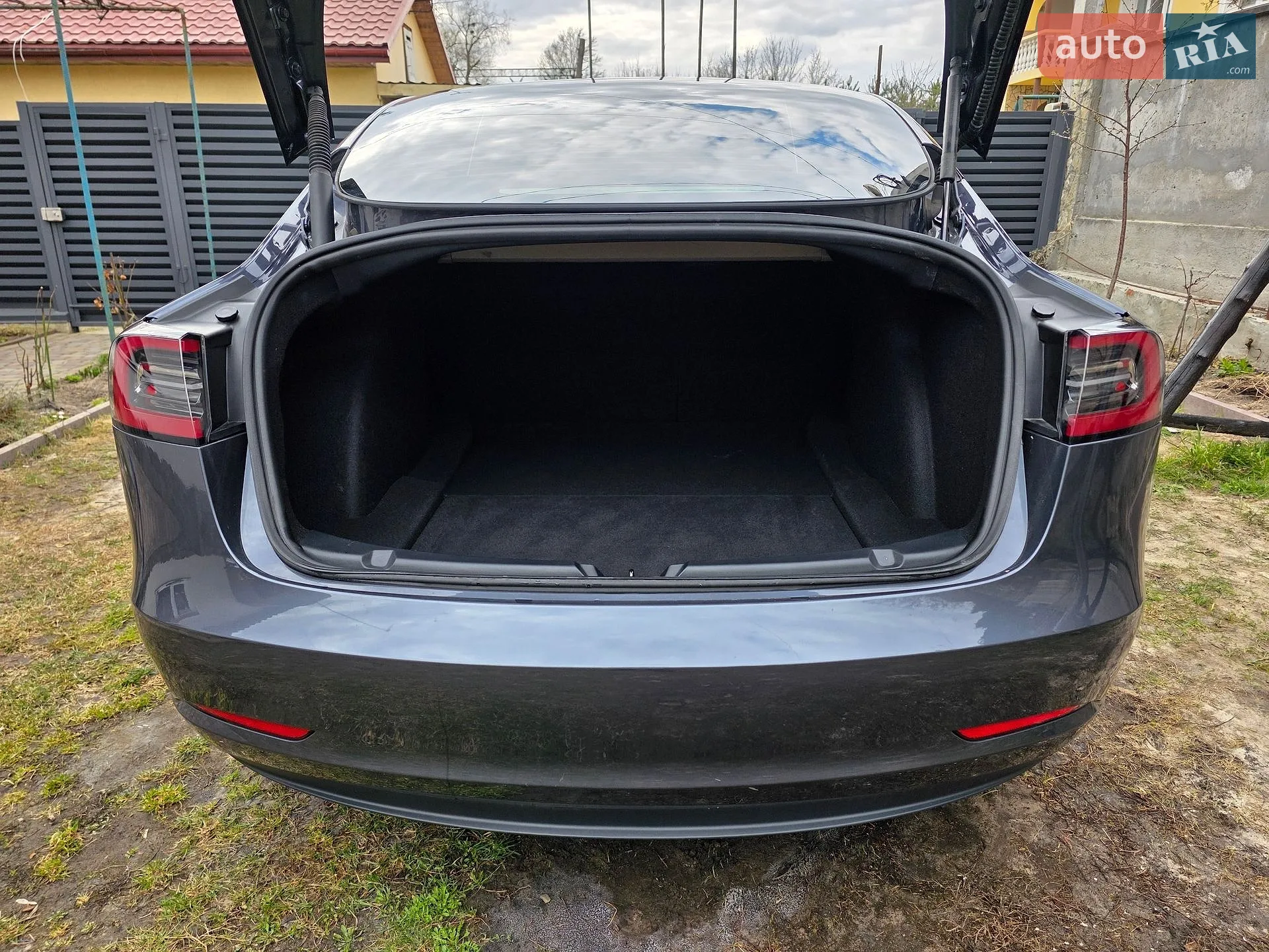 2023 Tesla Model 3 - мініатюра 9