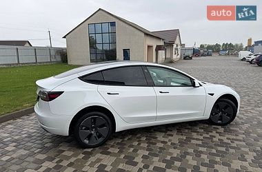 Седан Tesla Model 3 2022 в Броварах