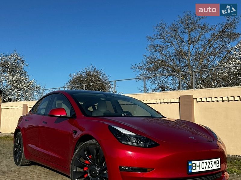 Седан Tesla Model 3 2022 в Одессе