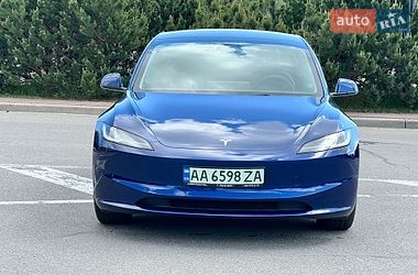Седан Tesla Model 3 2024 в Киеве