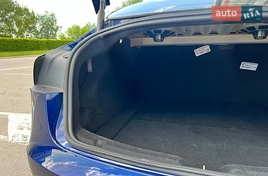 Седан Tesla Model 3 2024 в Киеве