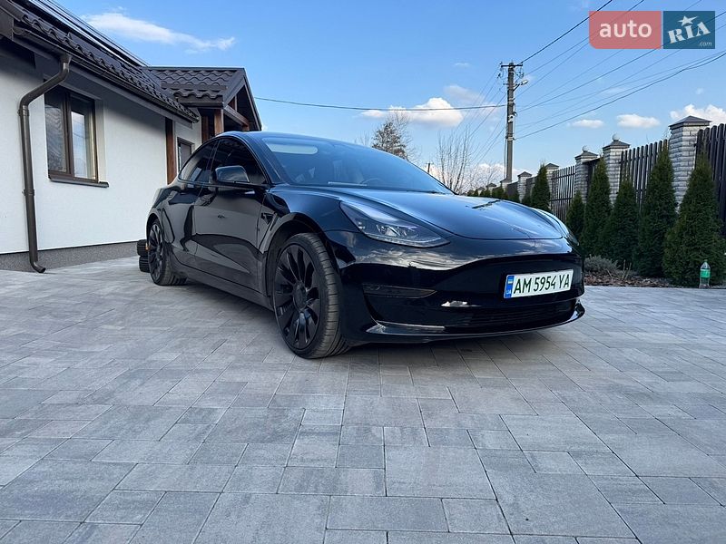 Tesla Model 3 2023