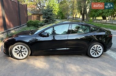 Седан Tesla Model 3 2021 в Дніпрі