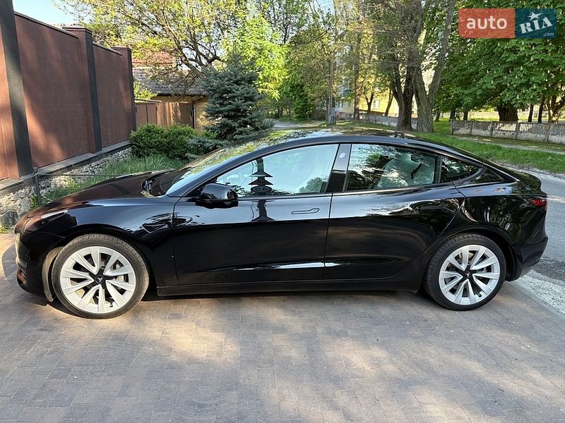 Седан Tesla Model 3 2021 в Дніпрі