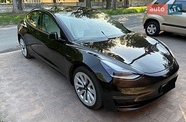 Седан Tesla Model 3 2021 в Дніпрі